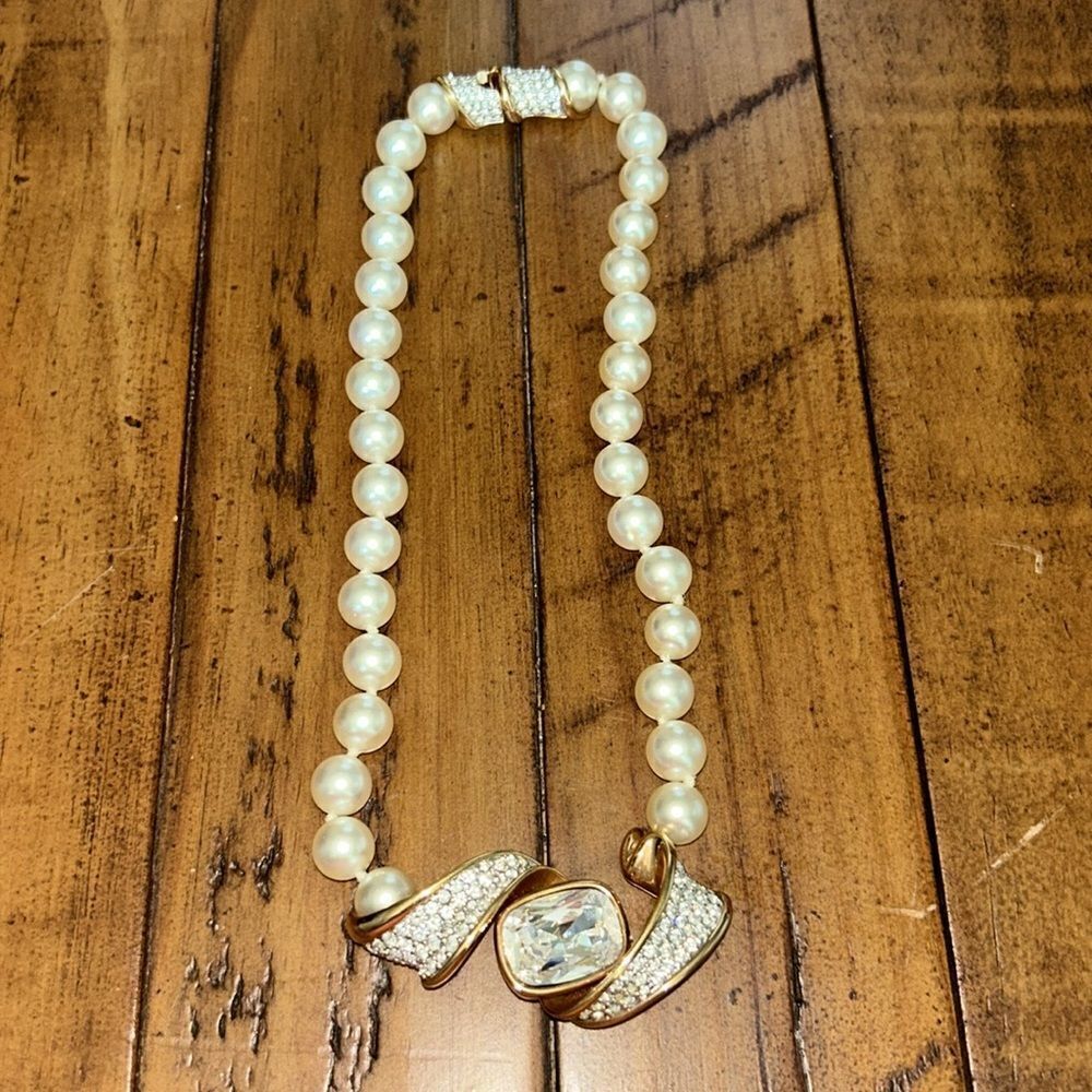 Stunning‎ classic Swarovski crystal gold pearl choker necklace 16 inch. - Picture 4 of 12